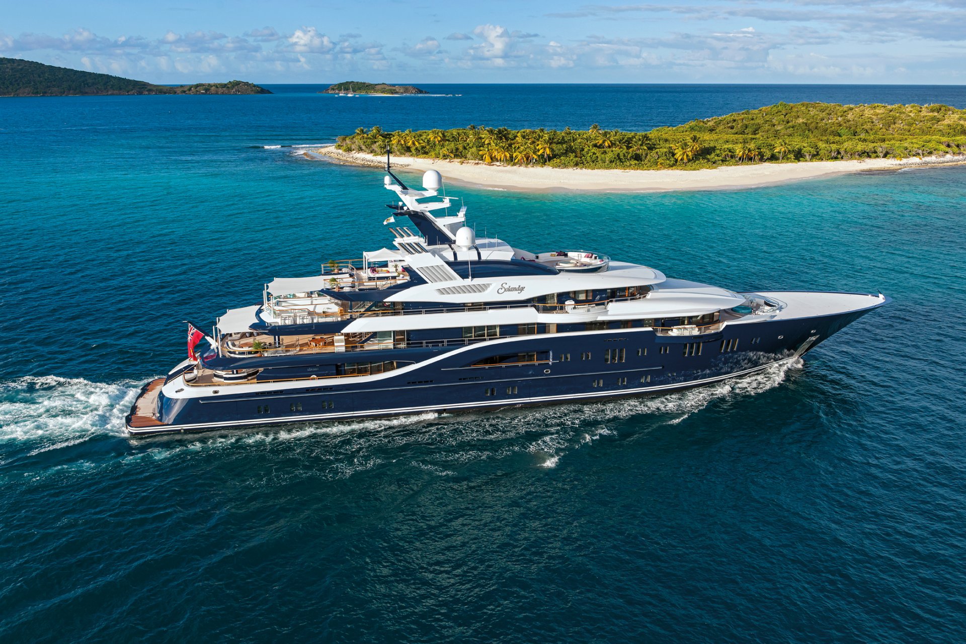 yacht mega yacht super yacht sea landscape ocean islands palm beach superyacht solandge