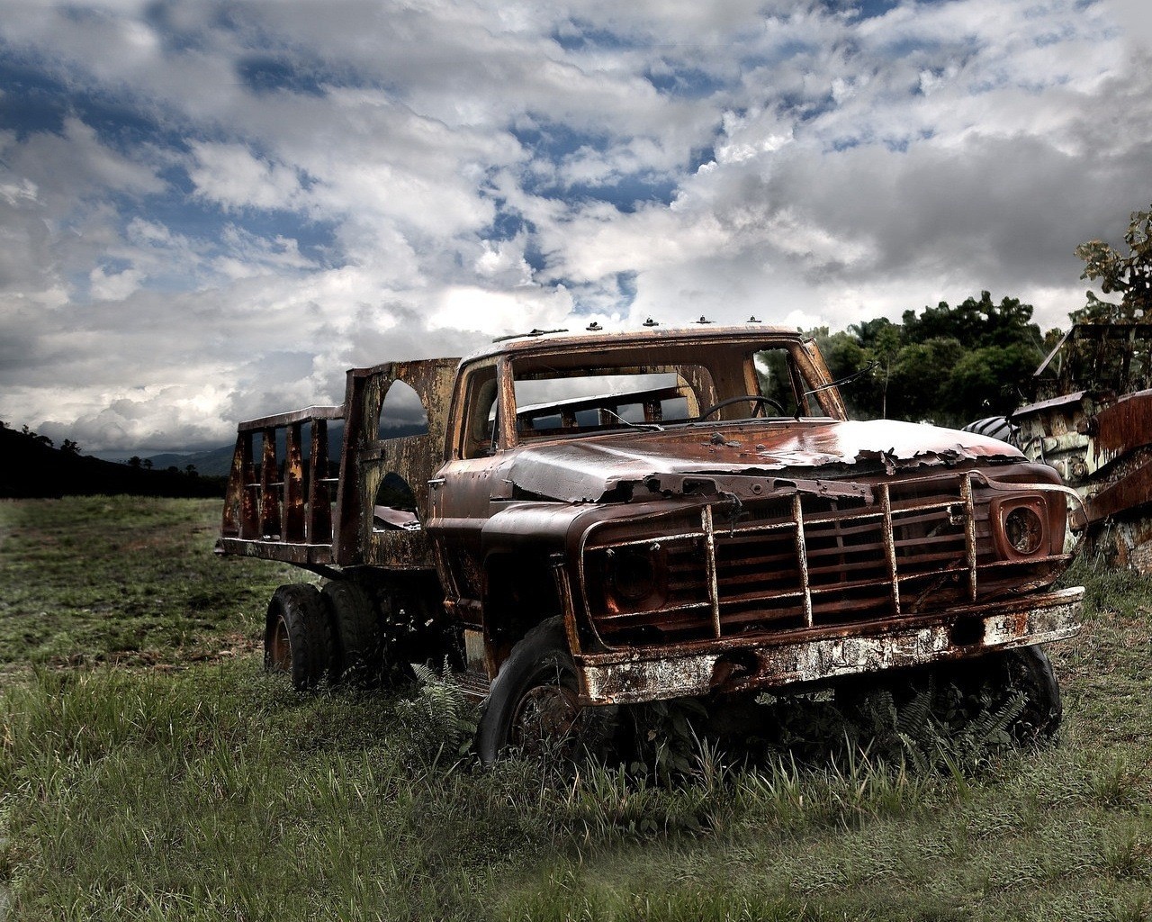 adness old age machinery truck