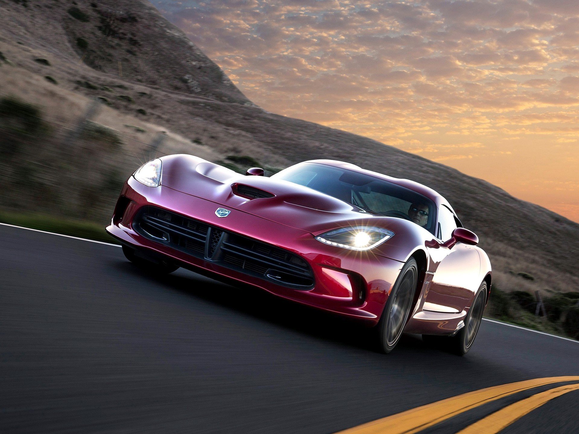 car wallpaper dodge viper srt gts 2012 speed light wallpaper dodge viper srt gts red car evening front