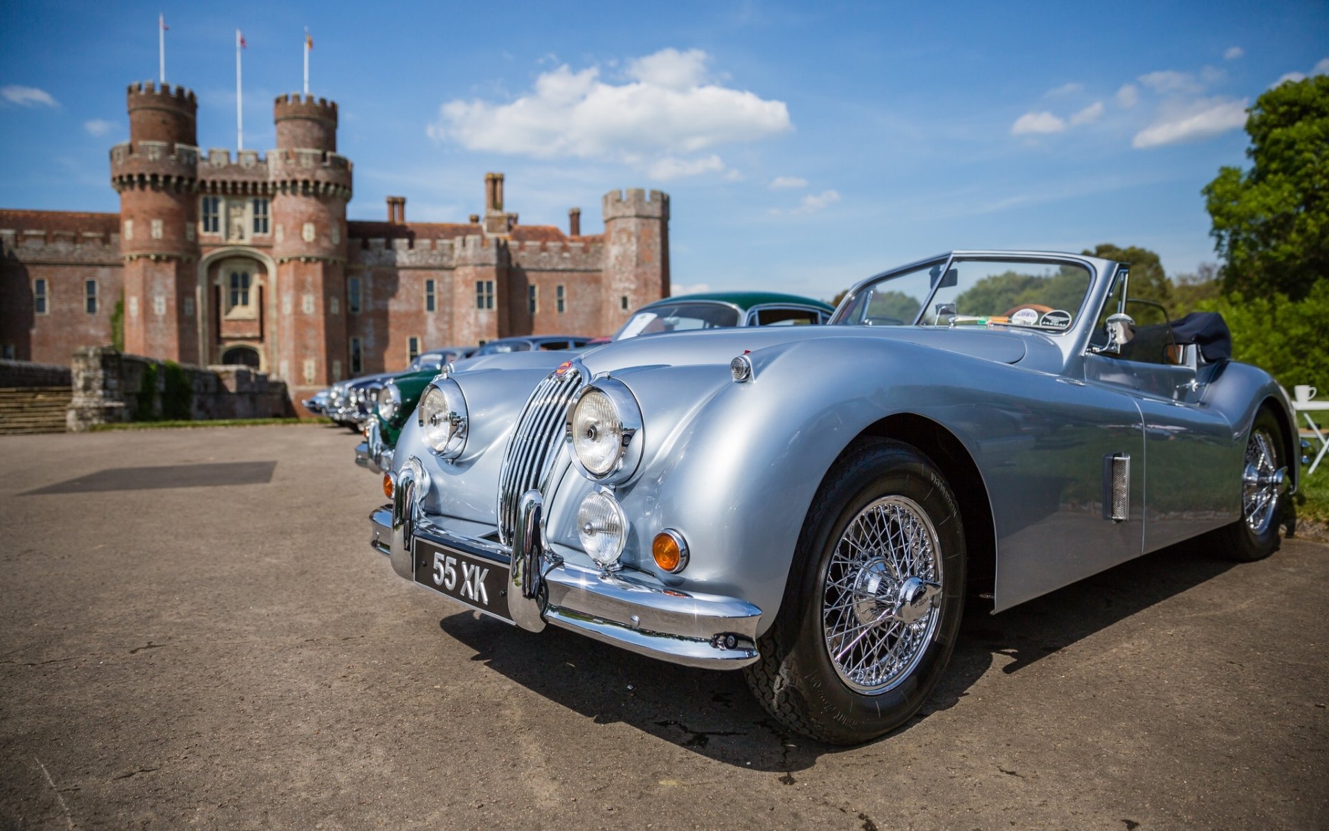 jaguar xk120 herstmonceux castle england castle herstmonceux retro classic