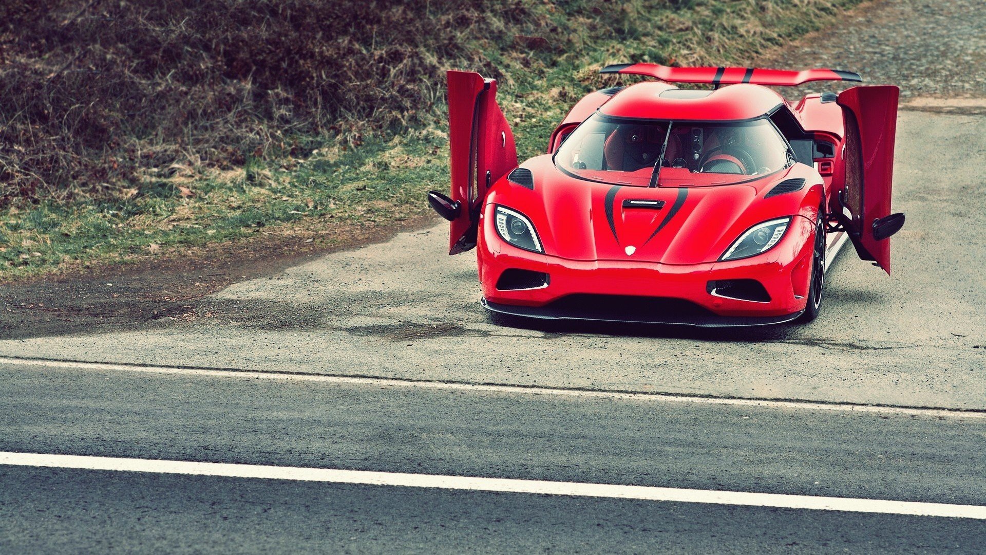 koenigsegg agera r supercar kenigseg red