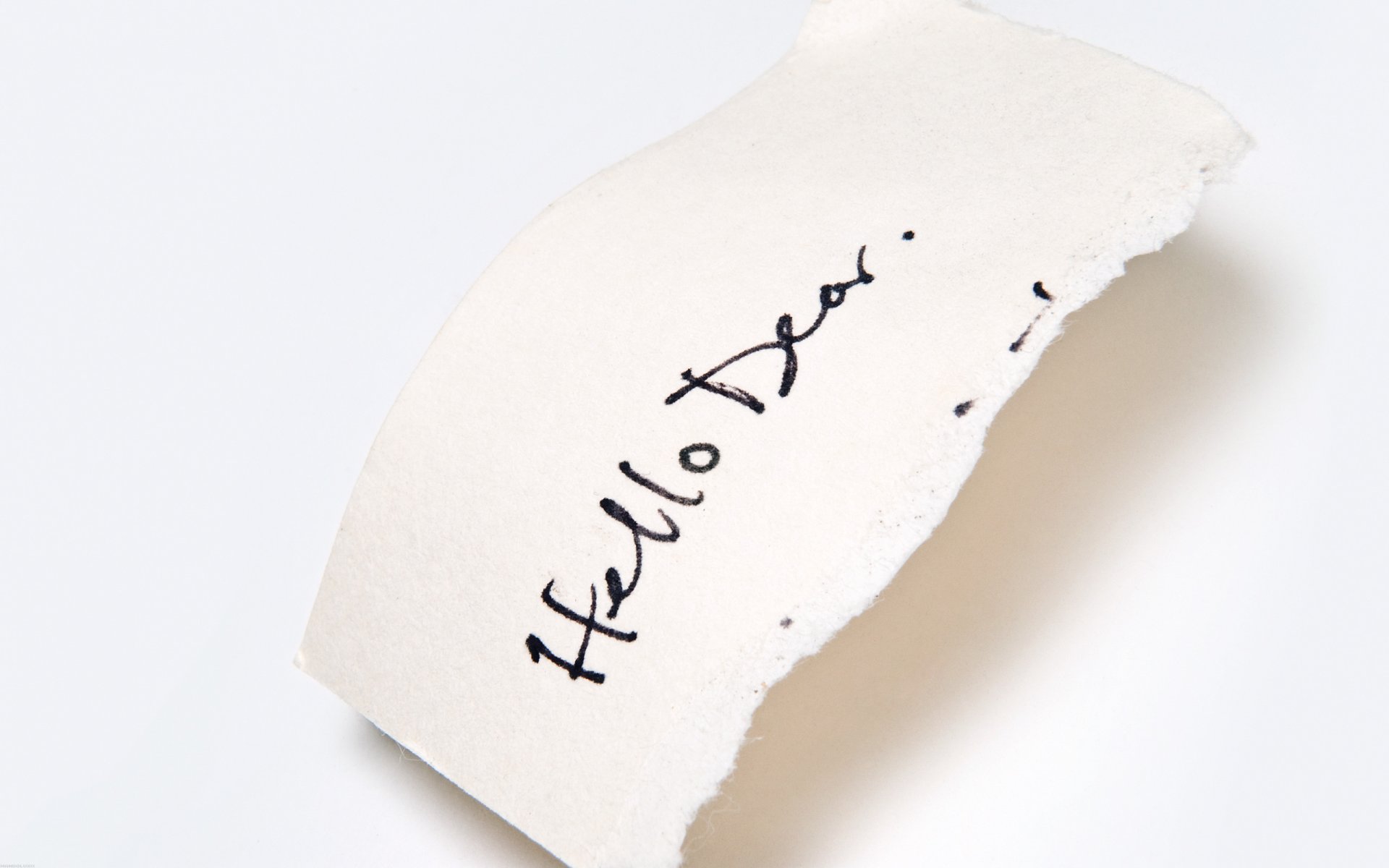 inscription white a letter