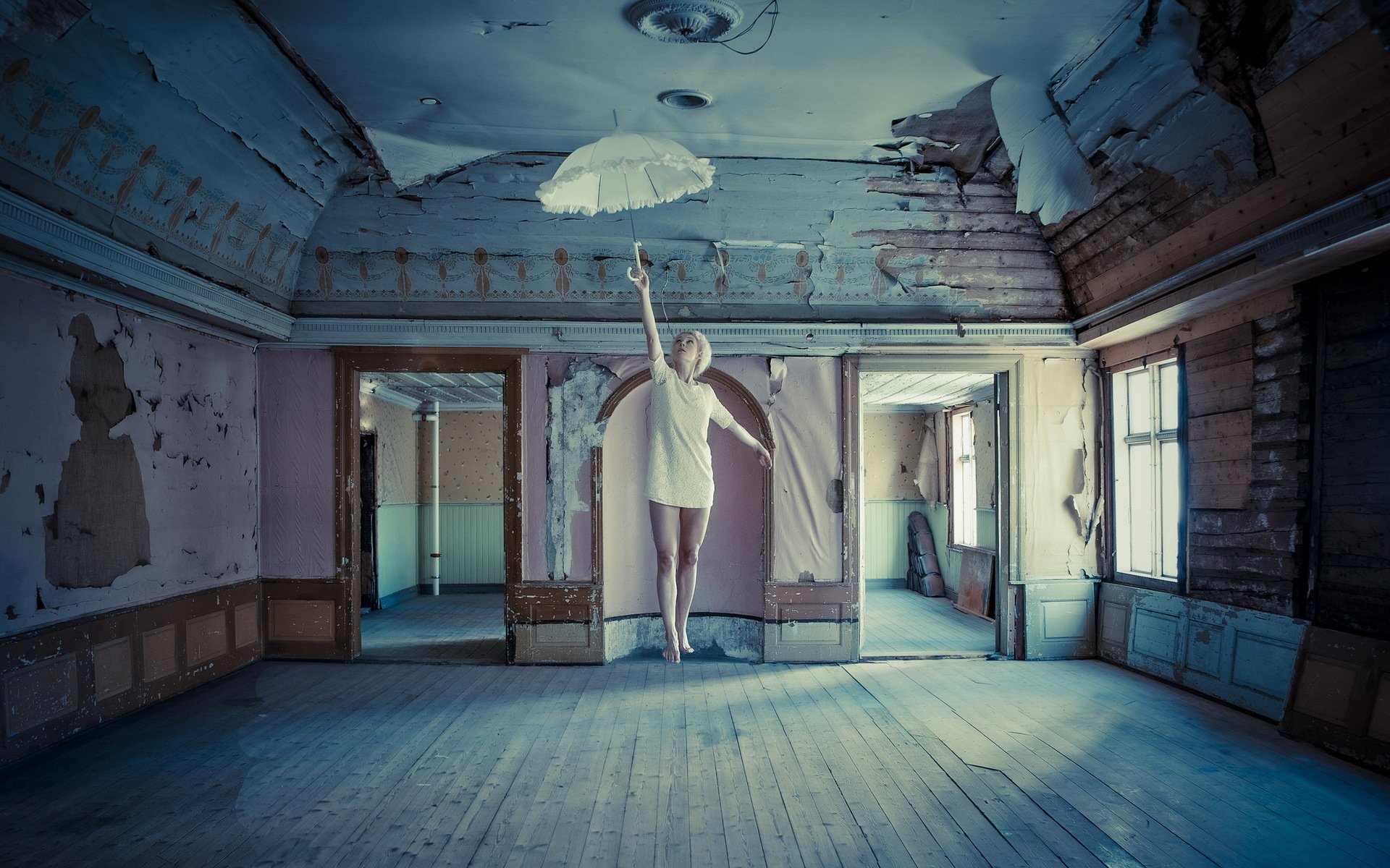 girl room umbrella the situation