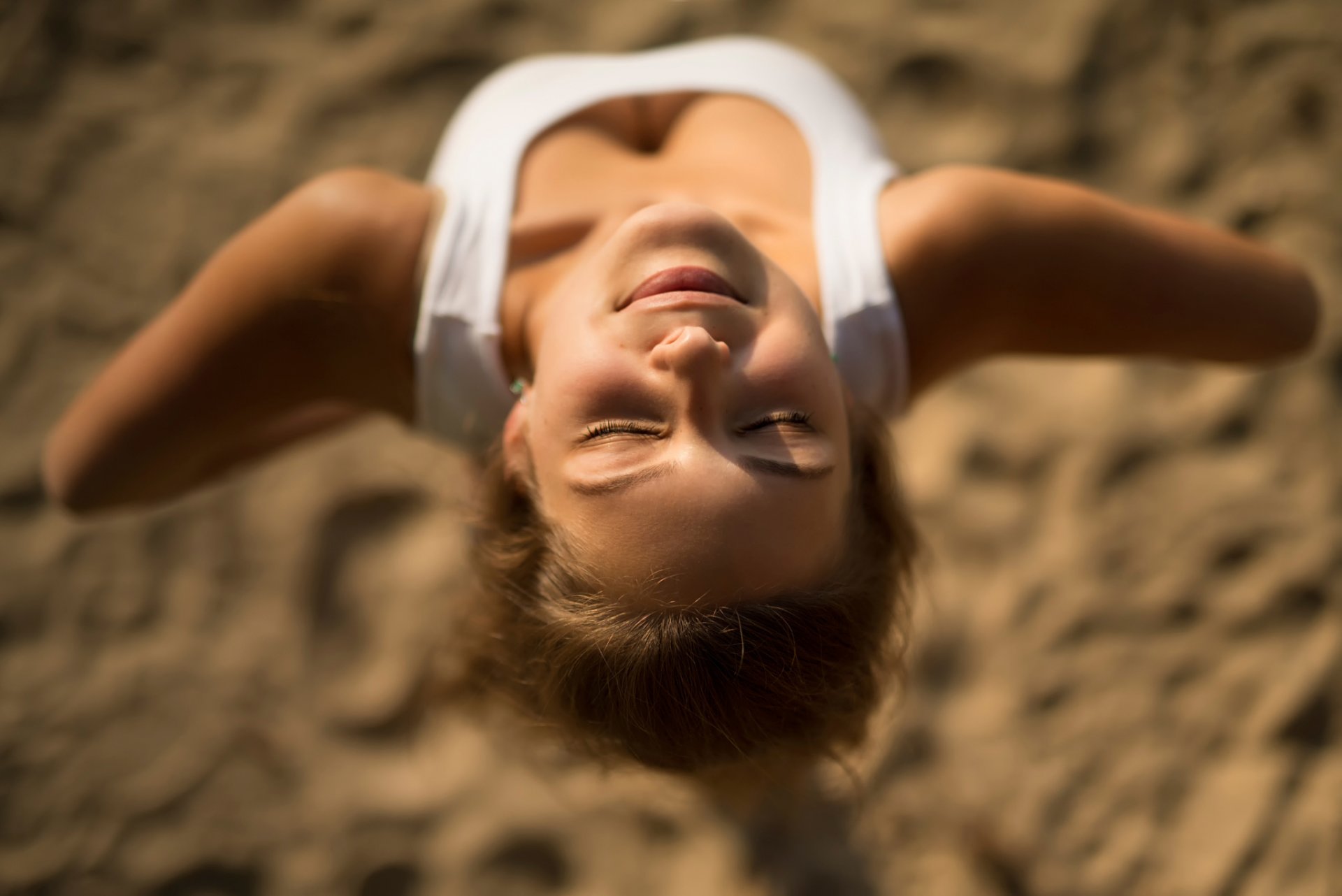 darya gunchikova dasha girl smile sun cleavage anton pechkurov