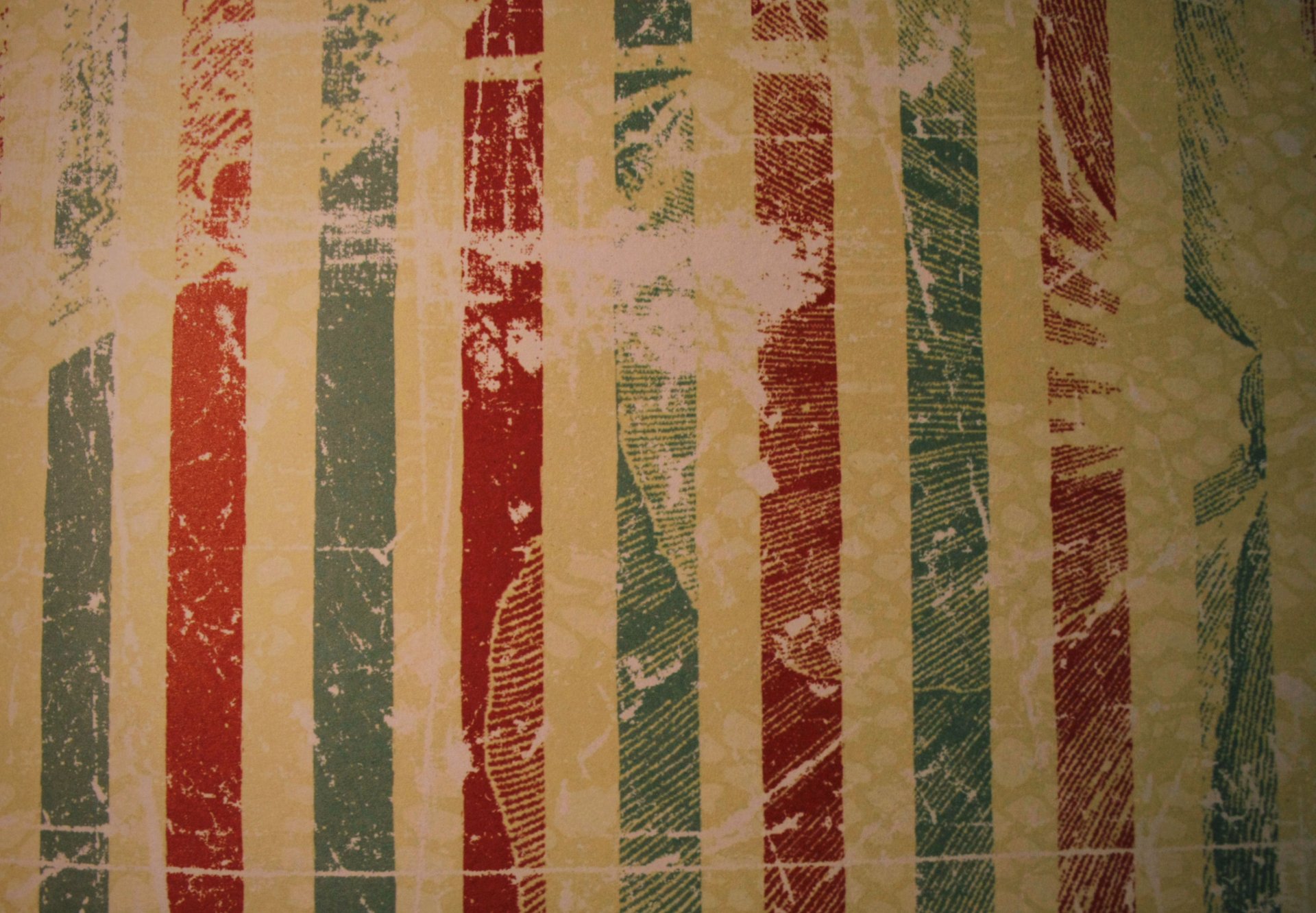 tripes vintage vintage red green old worn