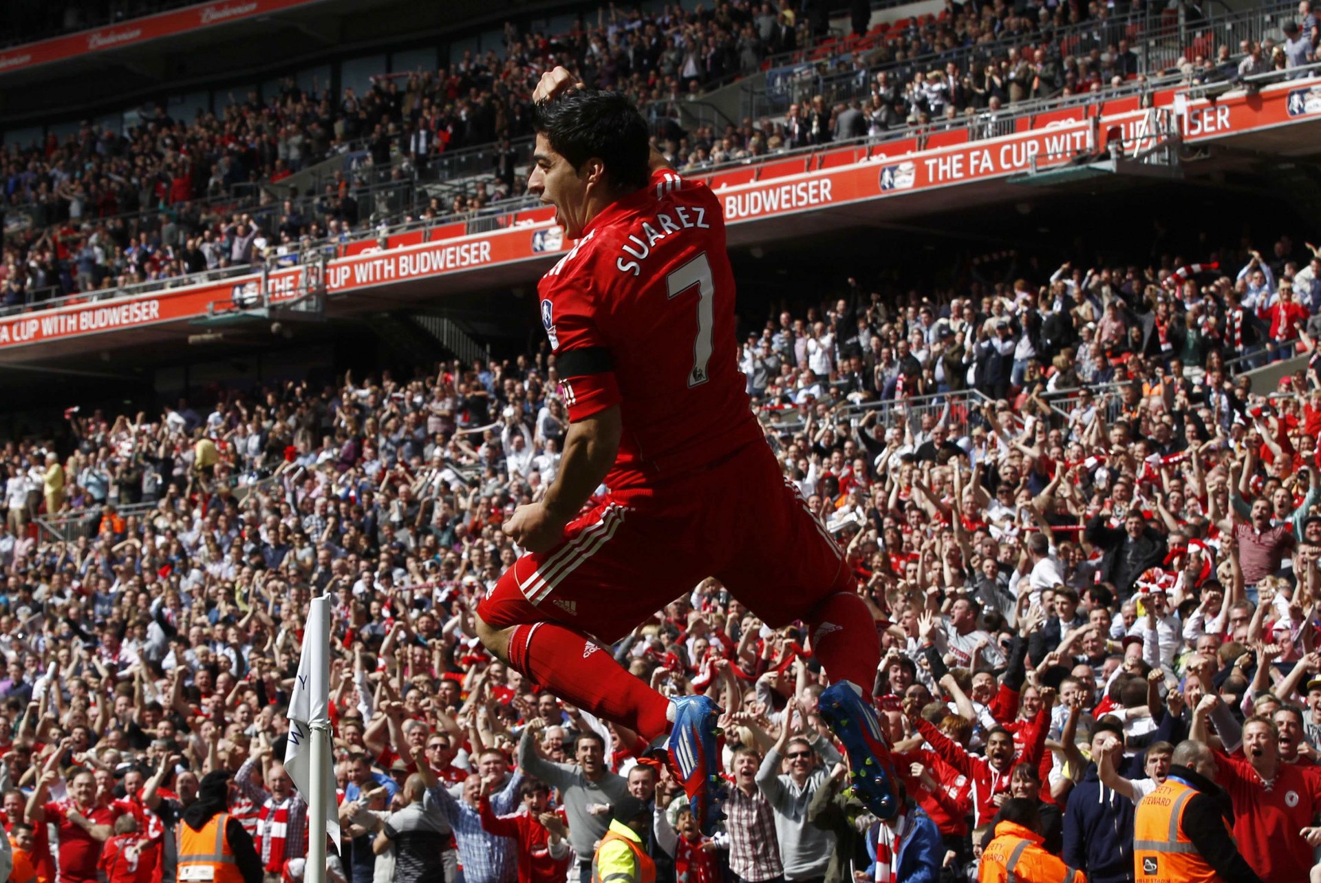 liverpool football suarez 2012 fans england suarez goal victory