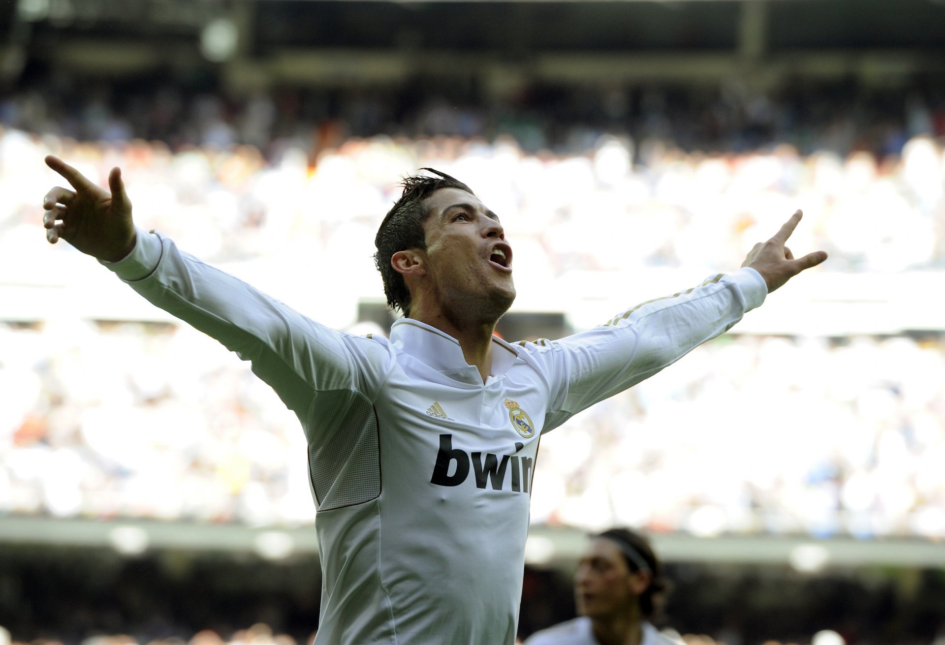 ronaldo real madrid santiago bernabeu ronaldo