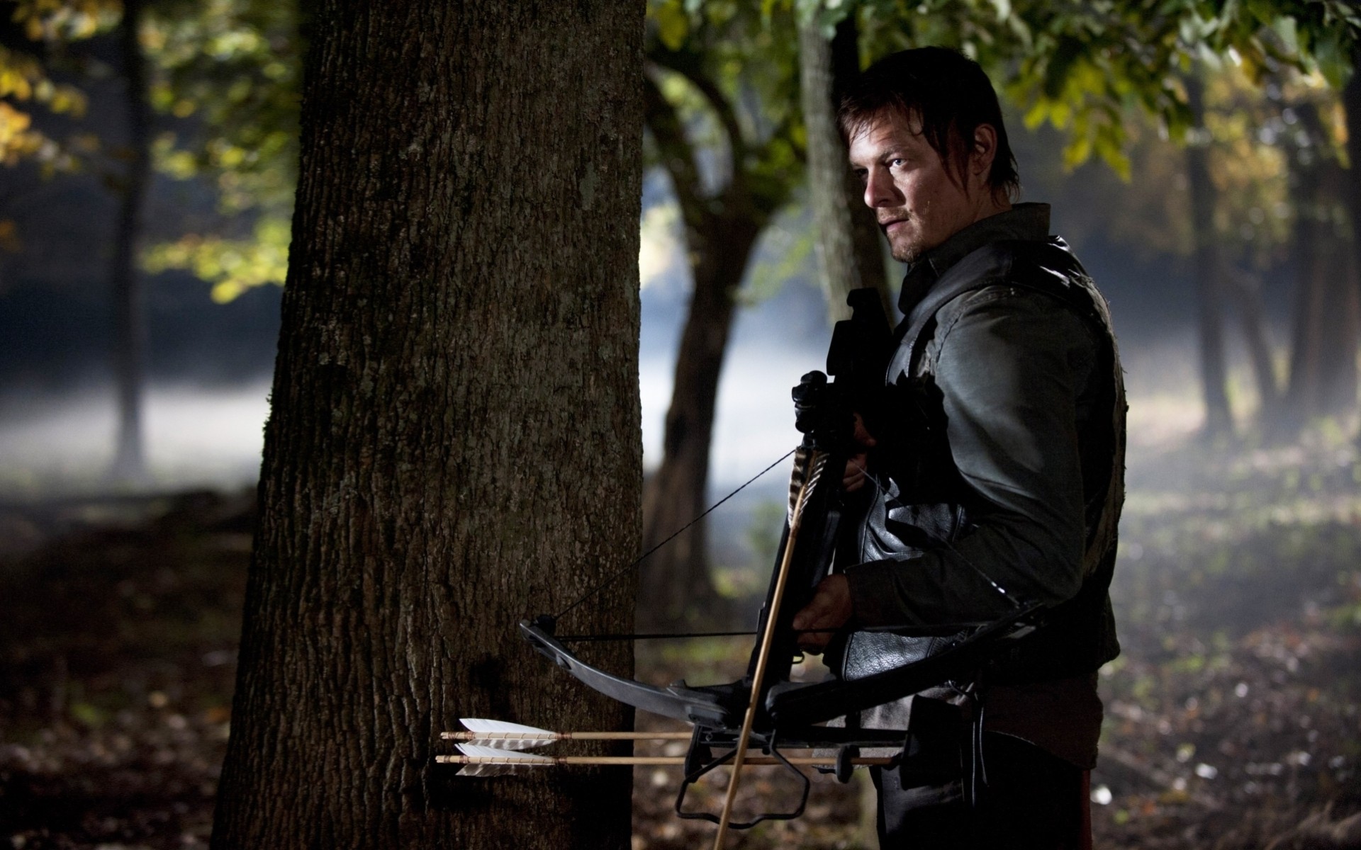 eries crossbow zombie forest serial daryl dixon norman reedus actor the walking dead