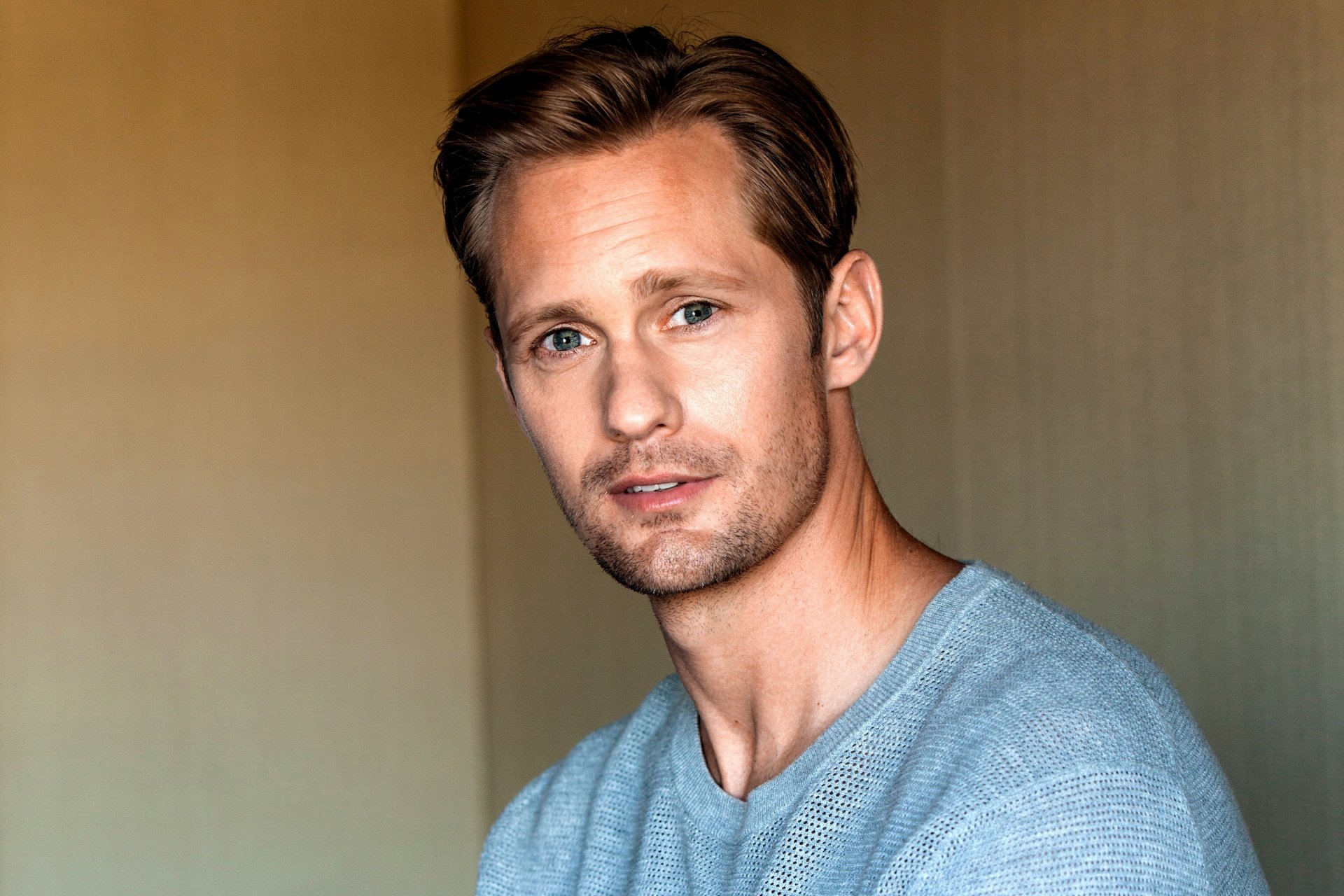 alexander skarsgard men actor