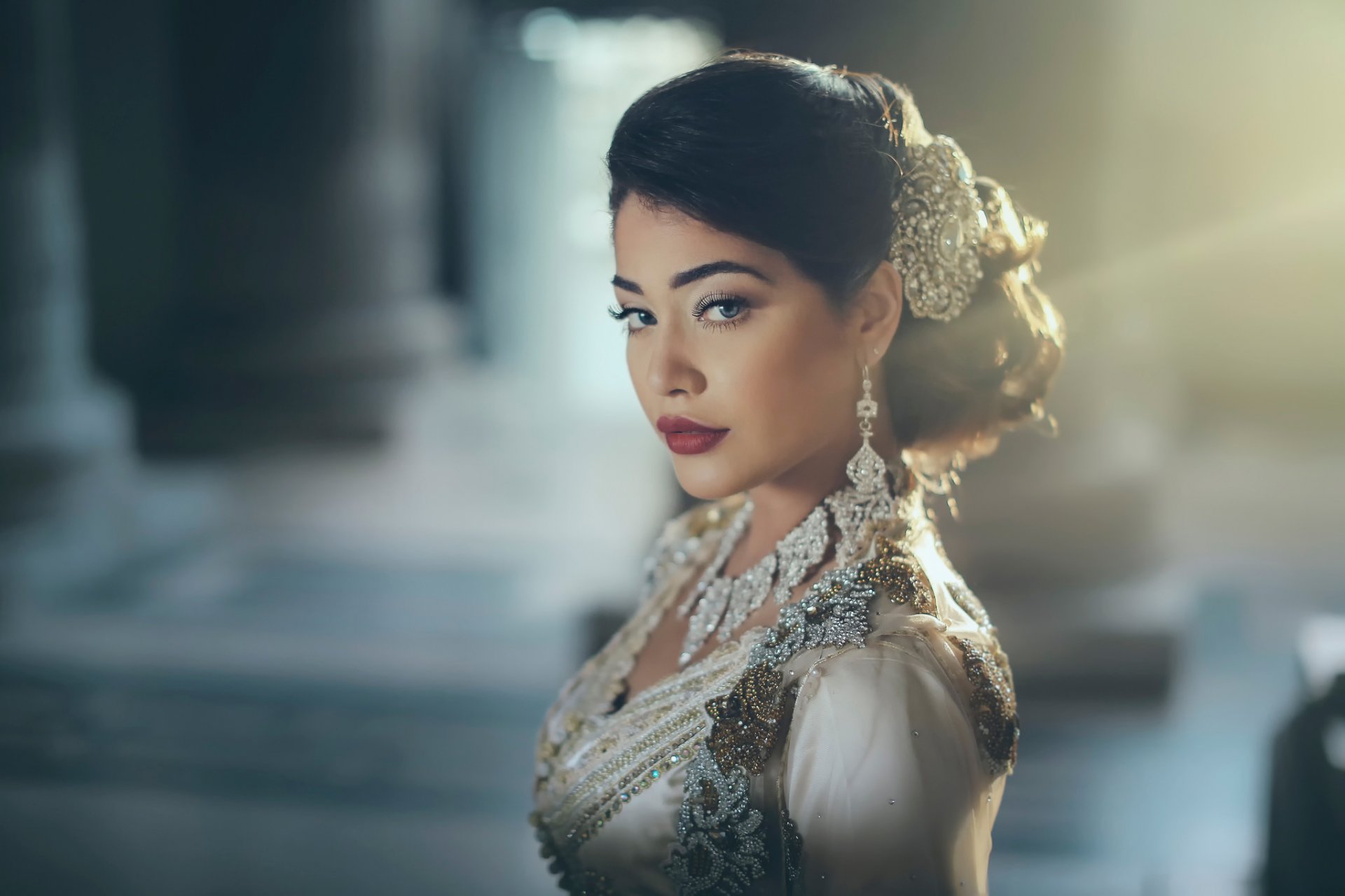 make-up portrait style jewelry