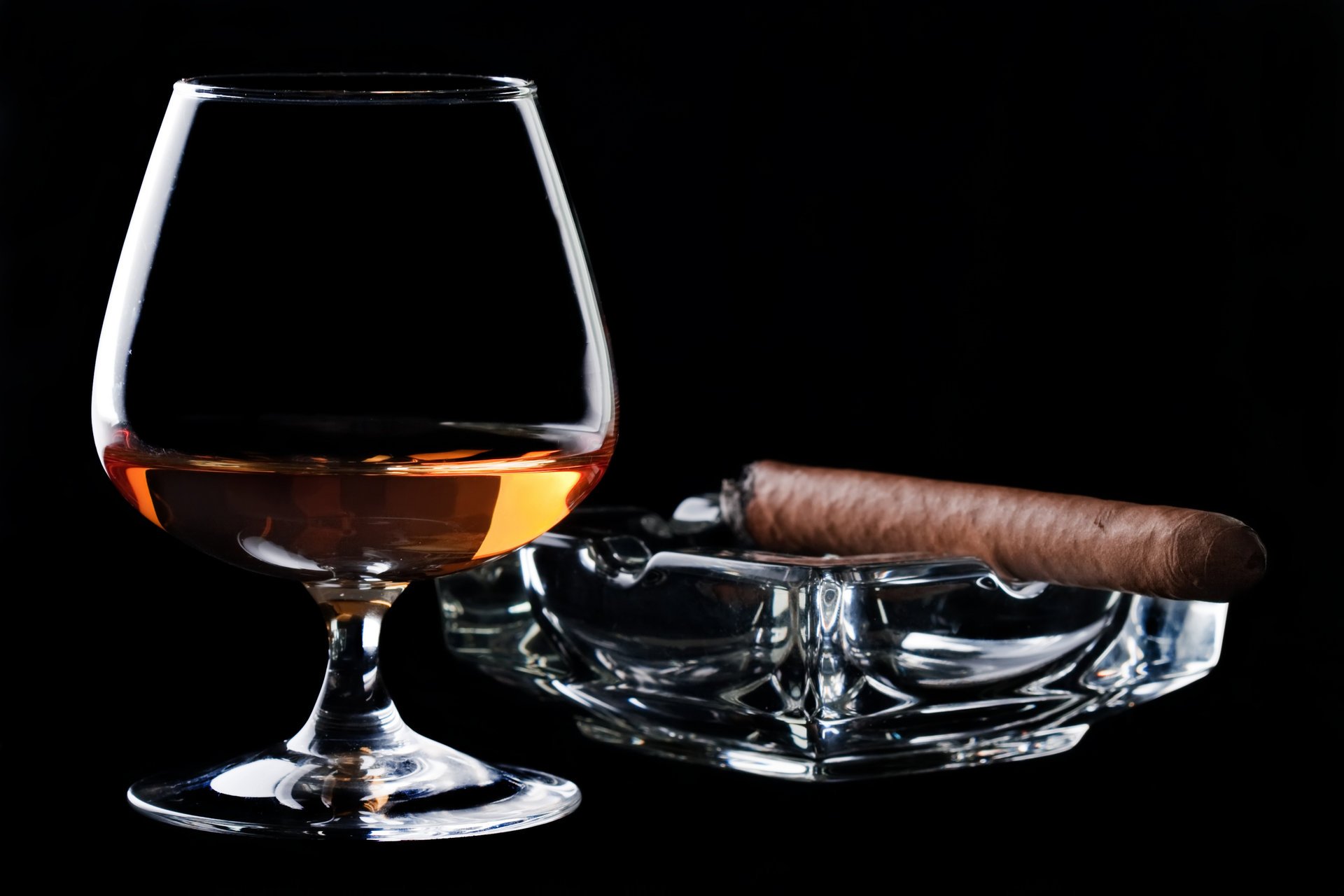 brandy cigar esthete