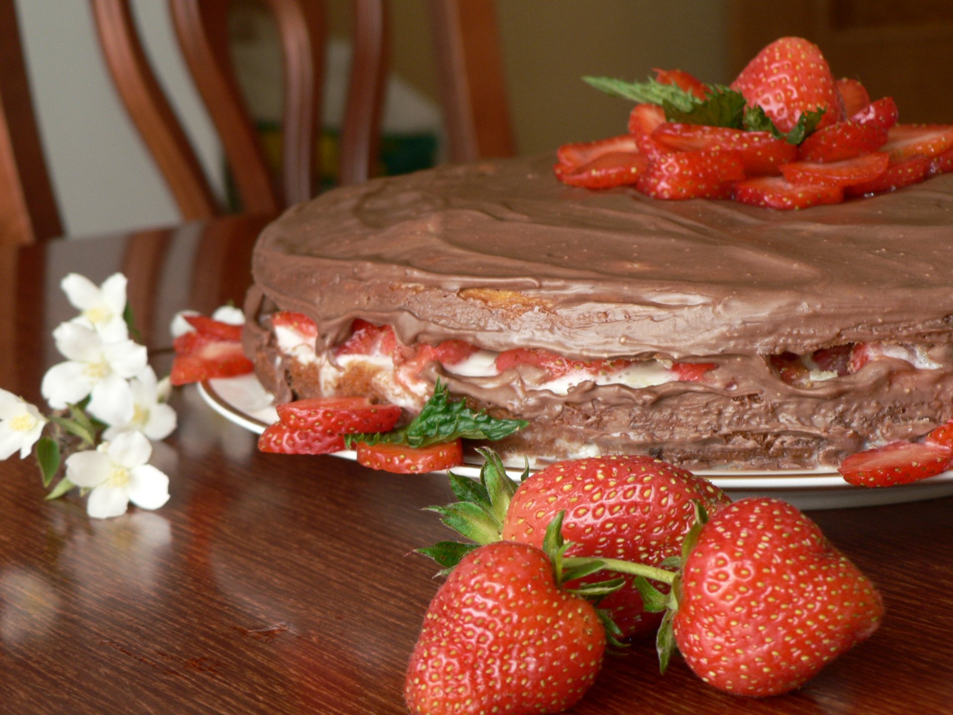 food cake strawberry