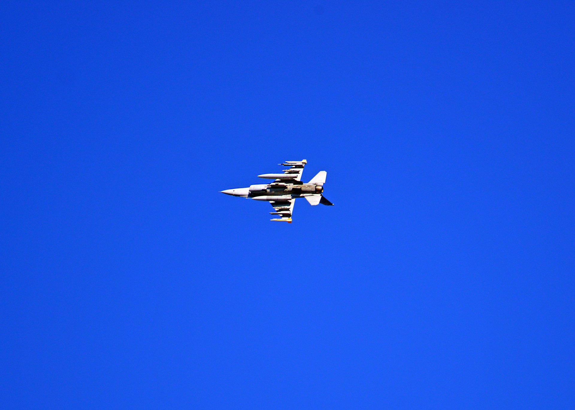 ky plane f-16 fighting falcon american multifunctional lightweight fighter of fourth generation