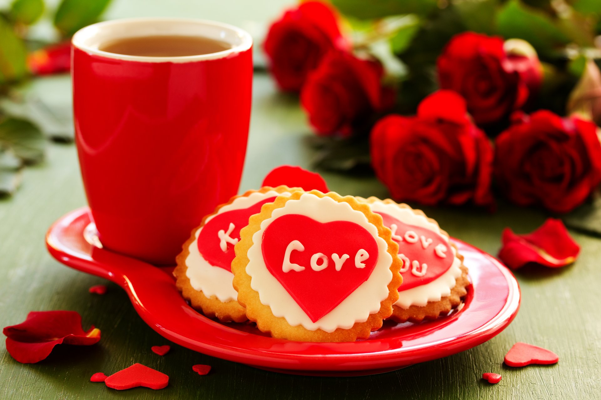 rest cup tea love flowers bouquet roses cookies holiday heart