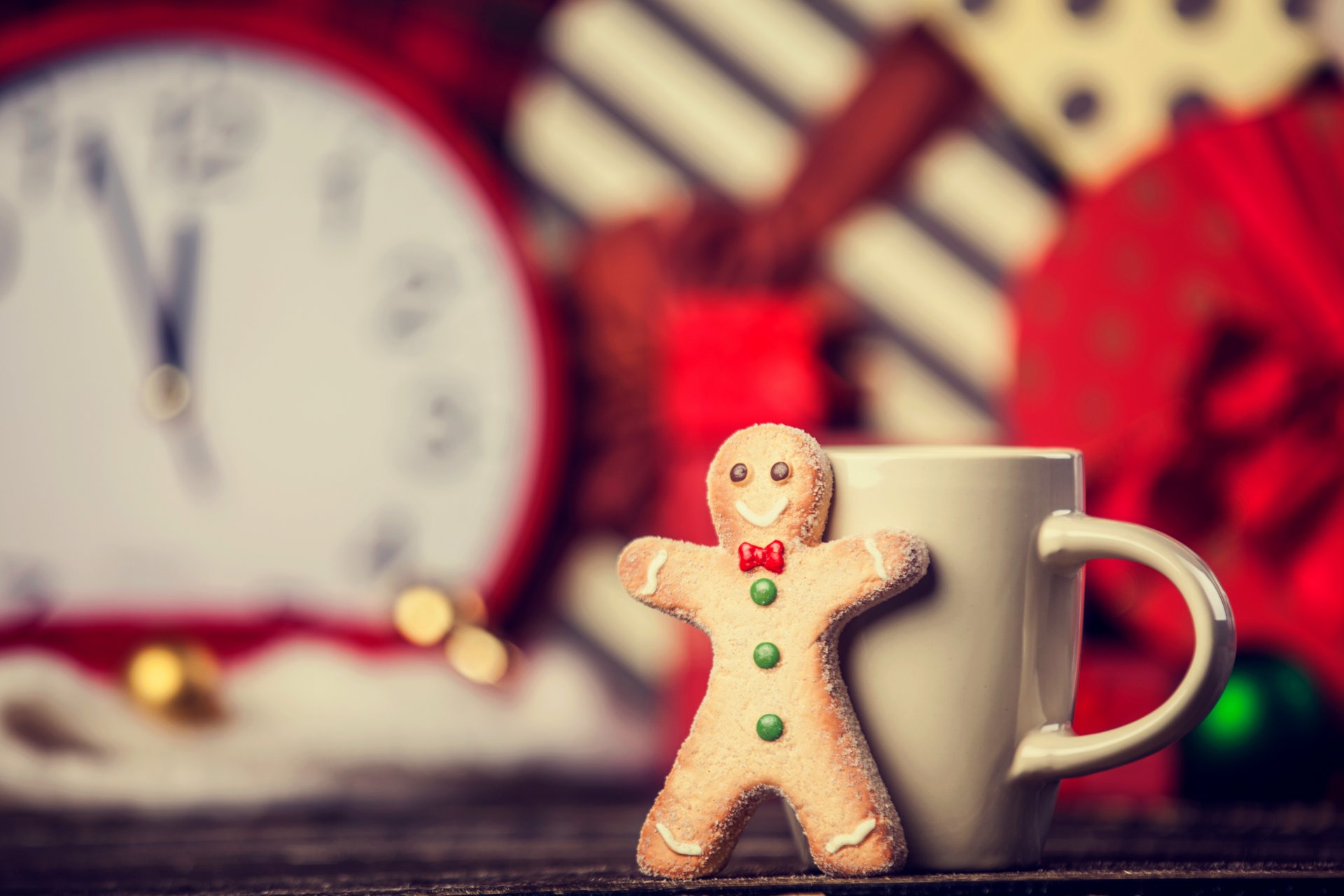 holidays clock cup christmas new year cookies new year pastries food food