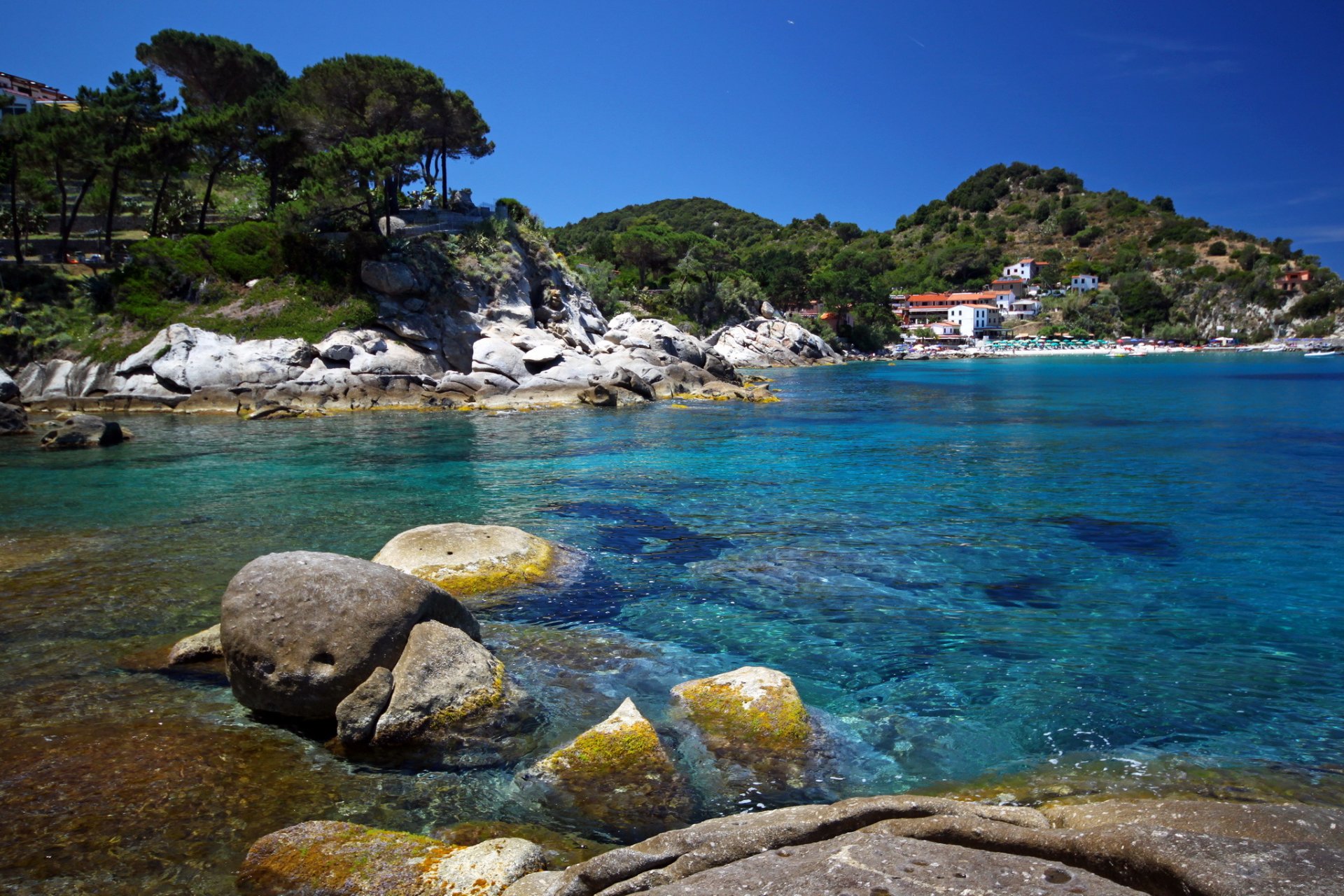 coast italy stones sea toscana portoferraio nature photo