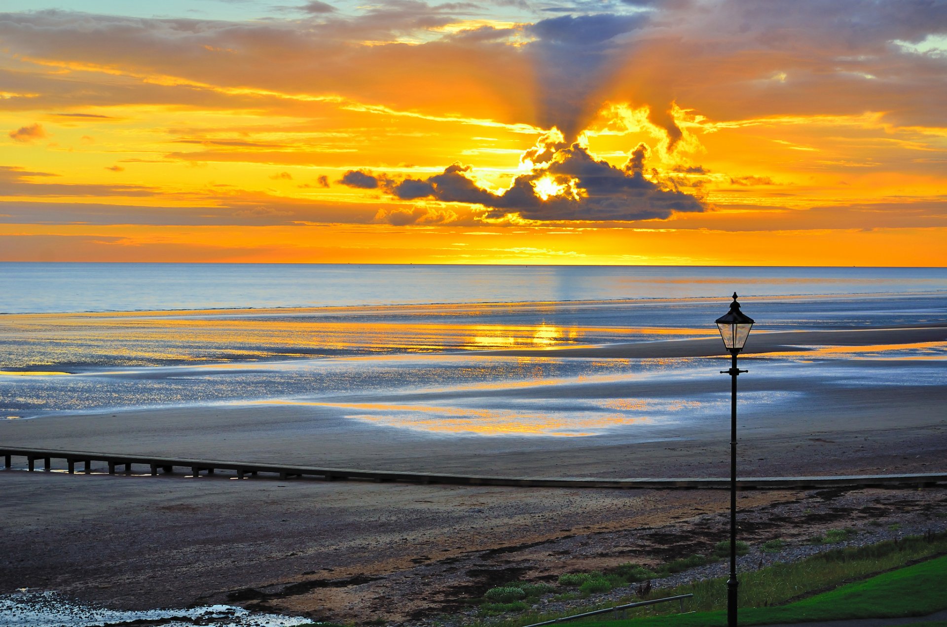 beach sea calm dawn light
